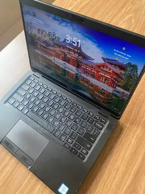 Laptop Dell Latitude 5300 16GB Intel Core i7 SSD 256GB