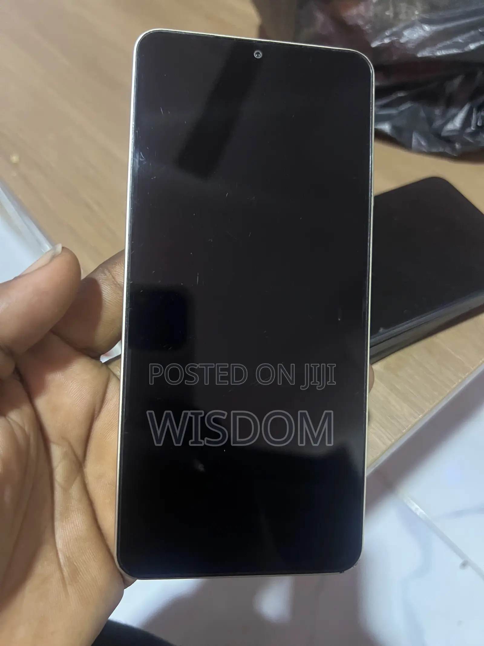 Samsung Galaxy A06 128 GB Gold