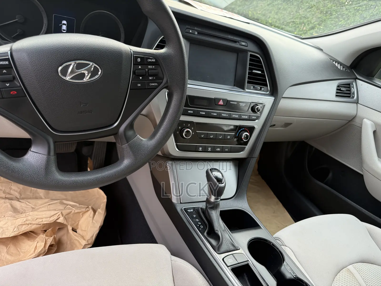 Hyundai Sonata Base Sedan FWD (2.4L 4cyl 6A) 2017 Silver