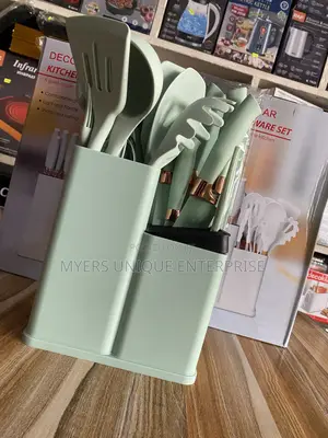 Silicone Kitchen Ladle and Knife Set With Storage Container