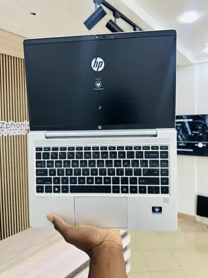 Laptop HP ProBook 445 G9 16GB AMD Ryzen 7 SSD 256GB