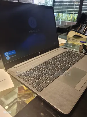 Laptop HP ProBook 450 G8 32GB Intel Core i7 SSD 1T
