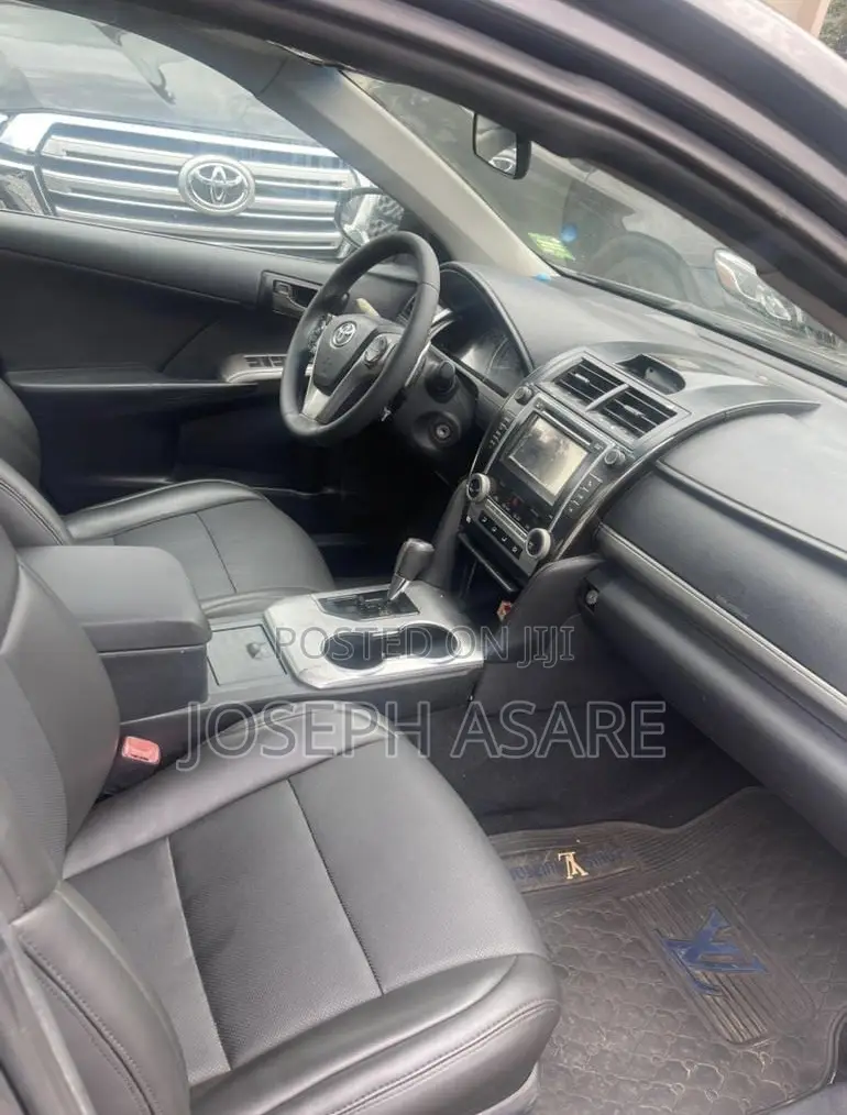 Toyota Camry 2014