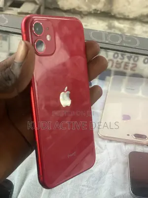 Apple iPhone 11 128 GB Red