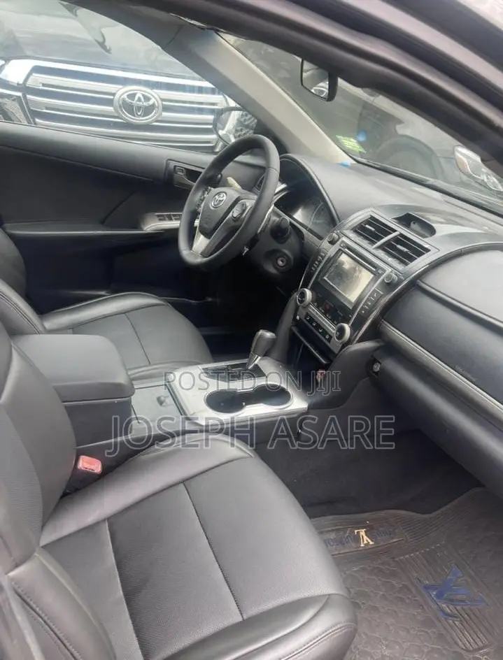 Toyota Camry 2014