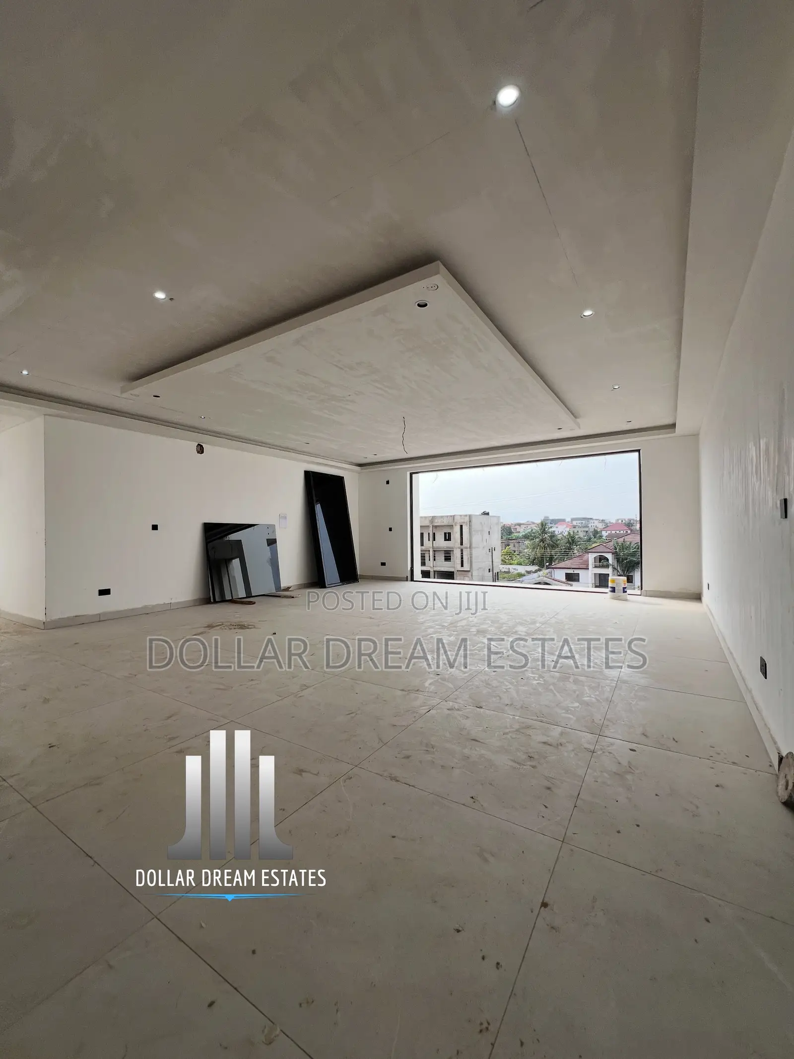 9bdrm Mansion in Adjiriganor for sale