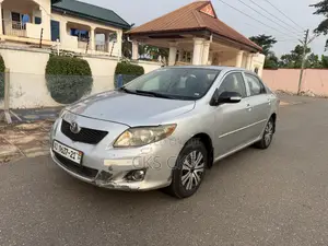 Toyota Corolla 2009 Silver
