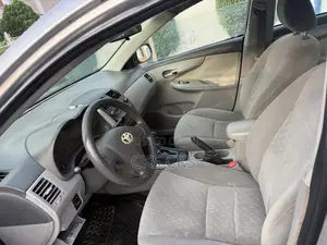 Toyota Corolla 2009 Silver
