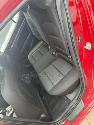 Hyundai Elantra 2017 Red
