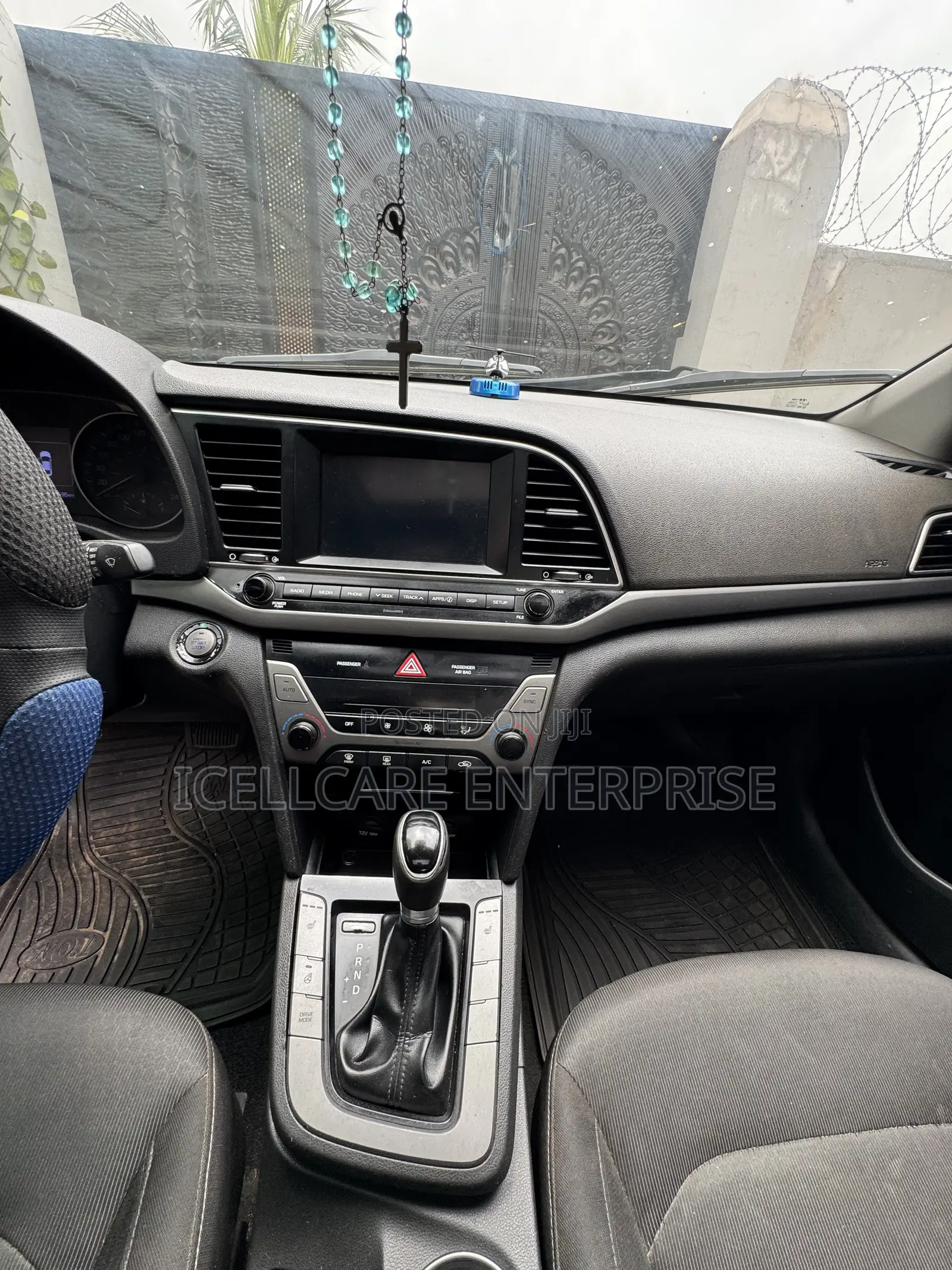 Hyundai Elantra Value Edition Sedan FWD (2.0L 4cyl 6A) 2017 Blue