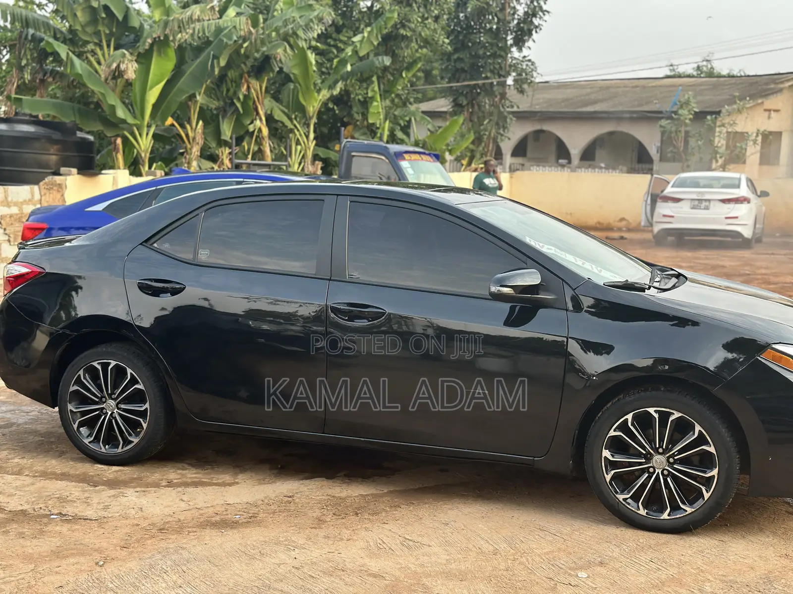 Toyota Corolla L 4dr Sedan (1.8L 4cyl 6M) 2015 Black