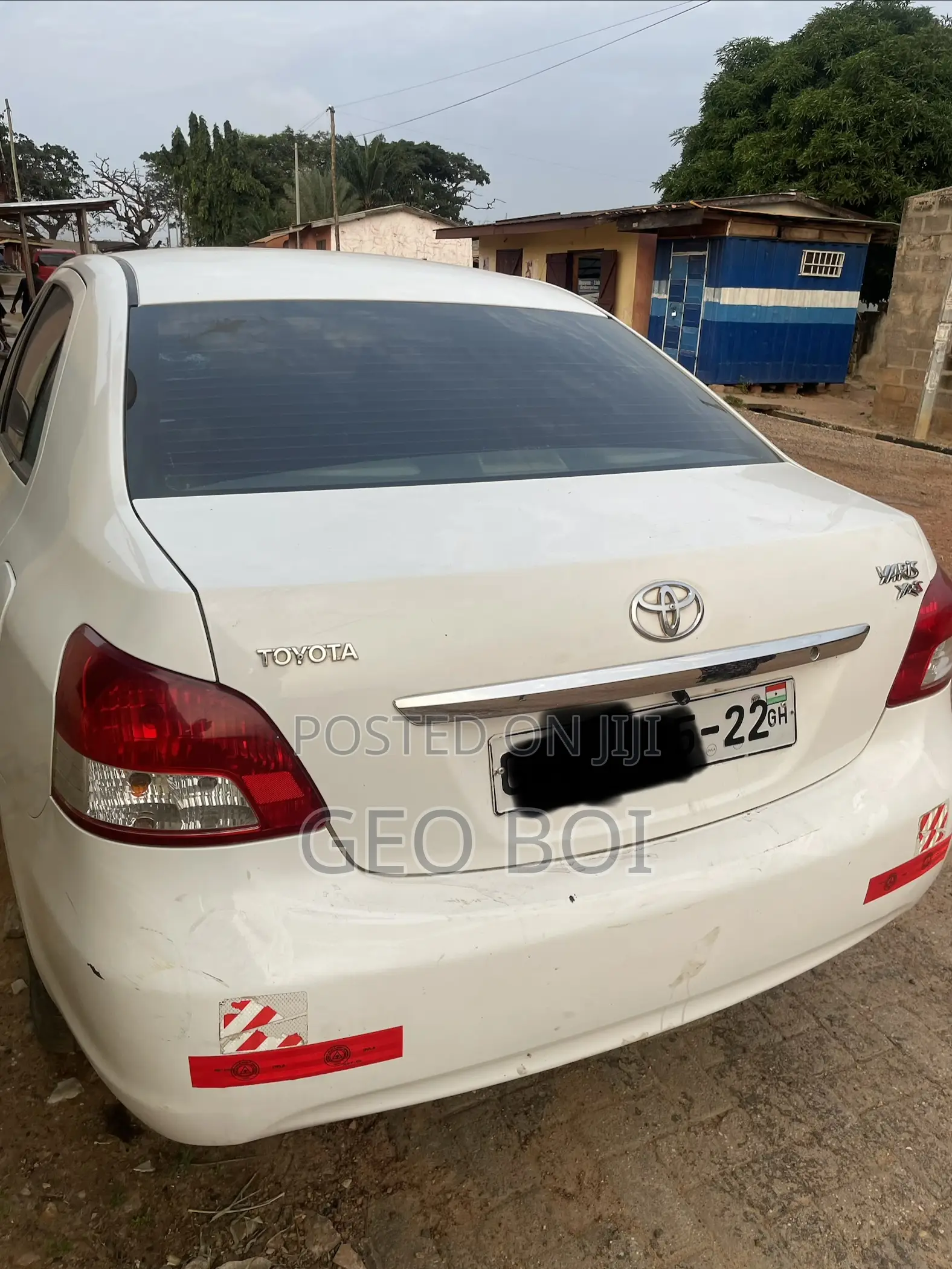 Toyota Yaris 2012 White