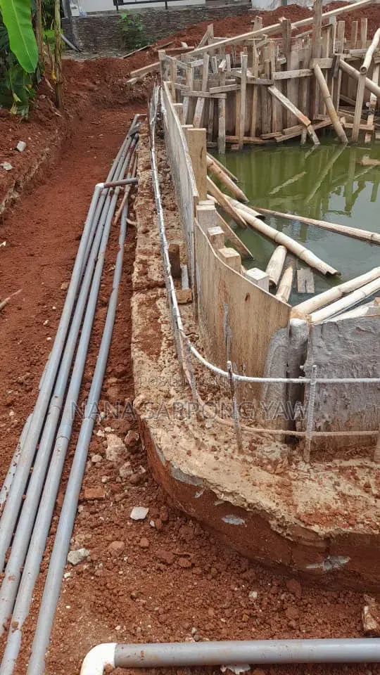 Swimming Pool Construction & Lanscape Experts