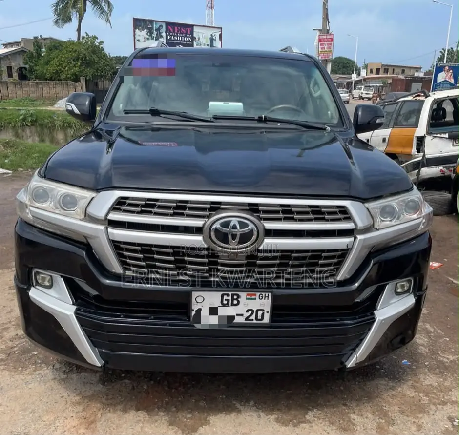 Toyota Land Cruiser 2016 Gray