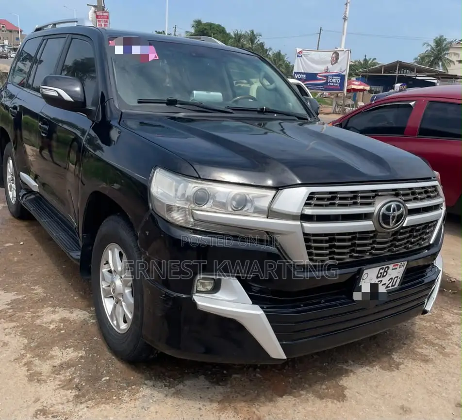 Toyota Land Cruiser 2016 Gray