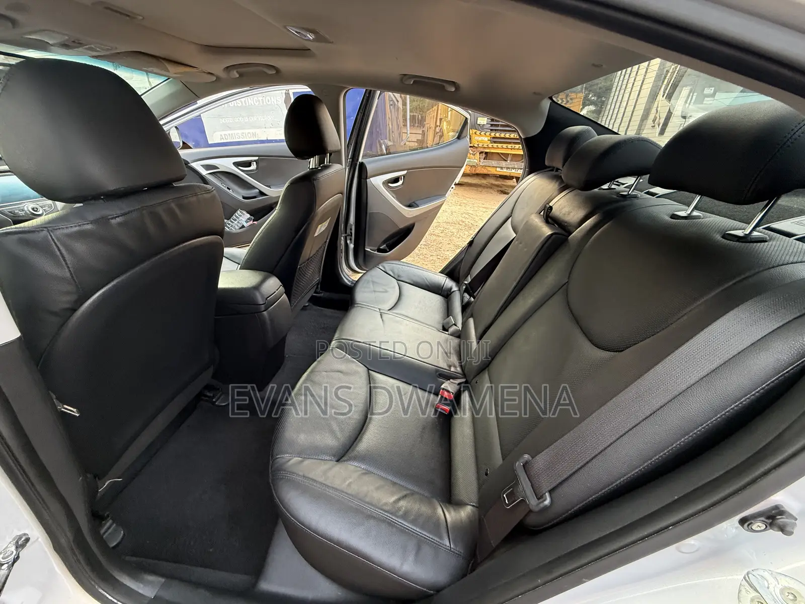Hyundai Elantra Limited 4dr Sedan (1.8L 4cyl 6A) 2015 Silver