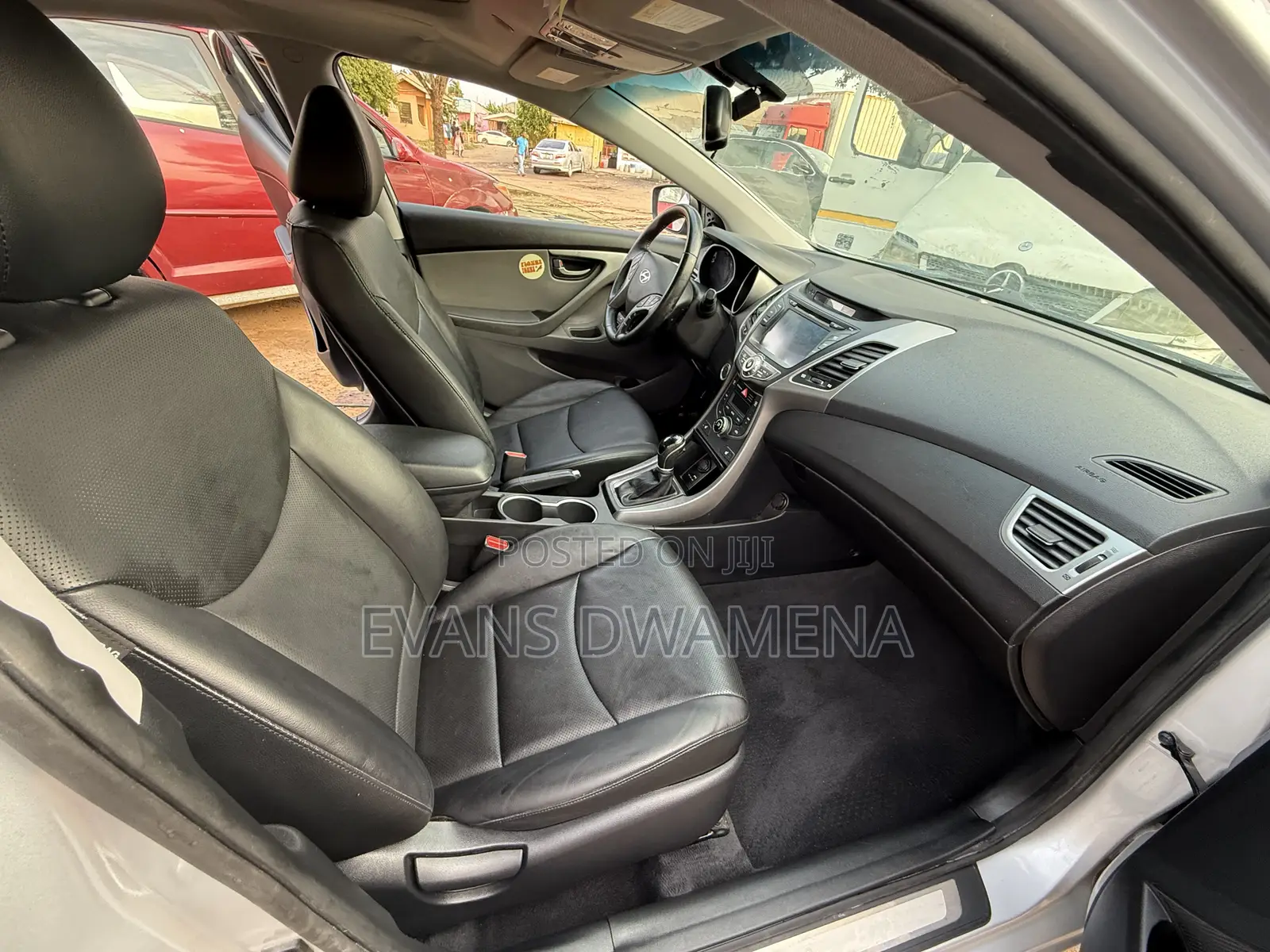Hyundai Elantra Limited 4dr Sedan (1.8L 4cyl 6A) 2015 Silver