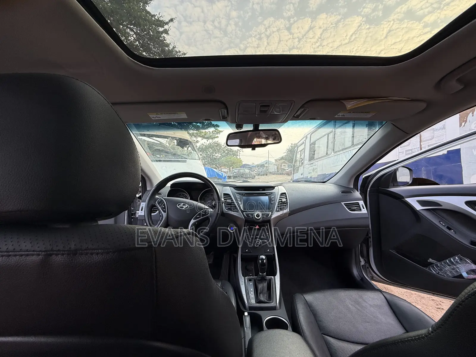 Hyundai Elantra Limited 4dr Sedan (1.8L 4cyl 6A) 2015 Silver