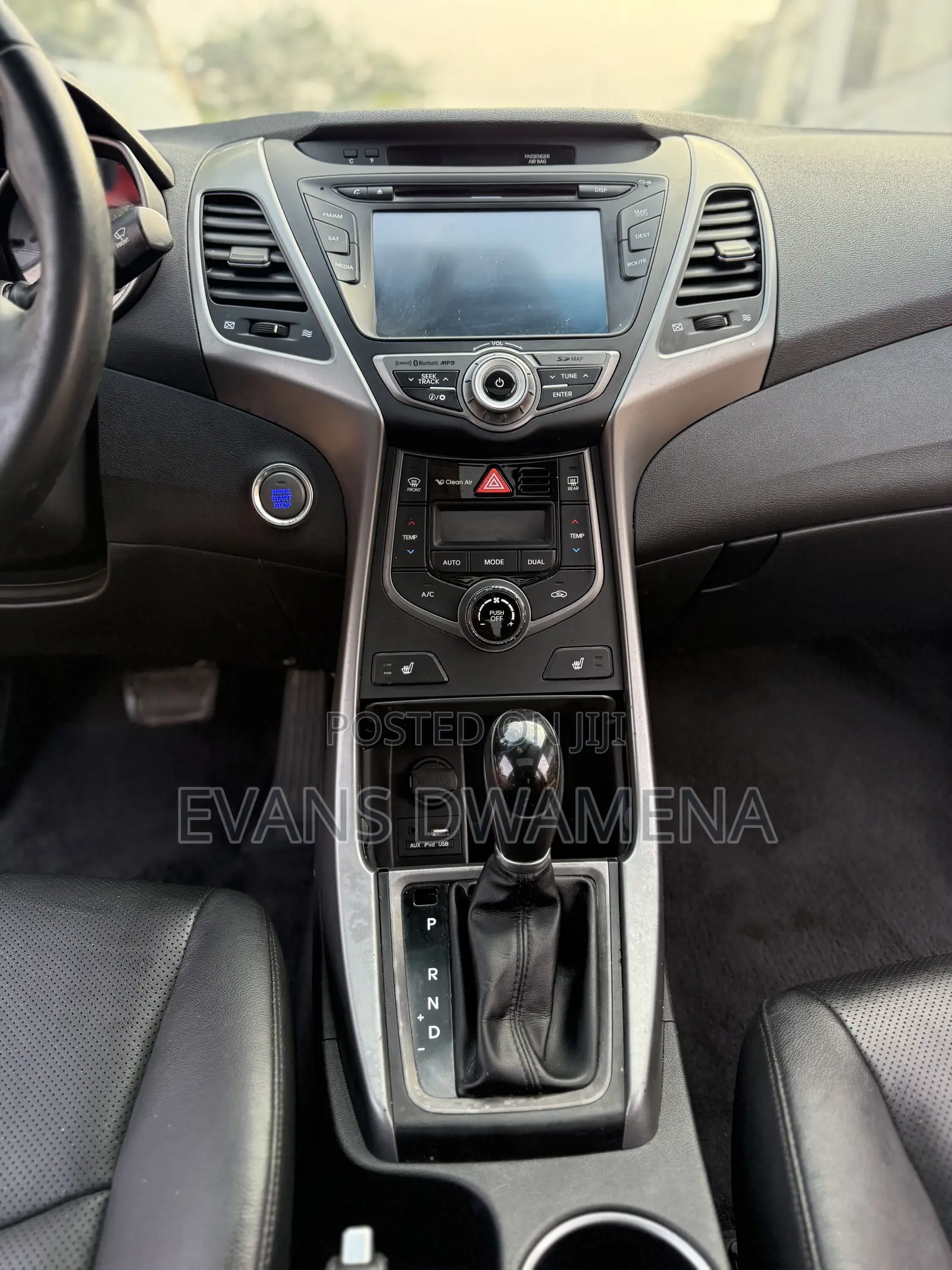 Hyundai Elantra Limited 4dr Sedan (1.8L 4cyl 6A) 2015 Silver