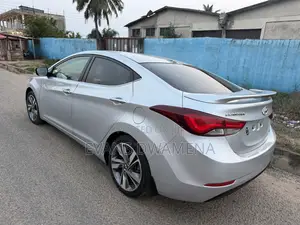 Hyundai Elantra Limited 4dr Sedan (1.8L 4cyl 6A) 2015 Silver