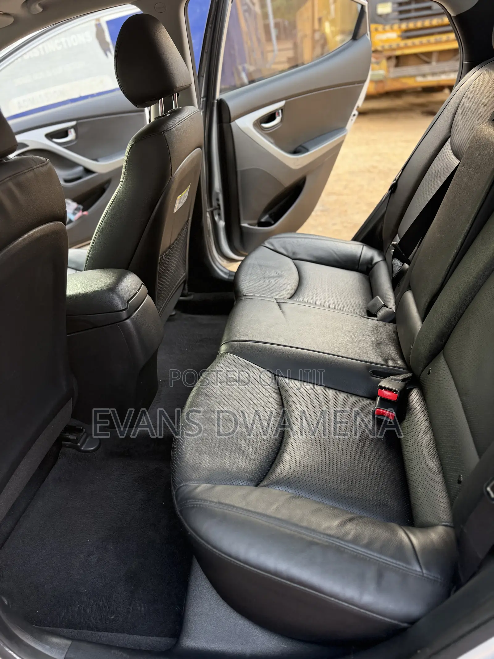 Hyundai Elantra Limited 4dr Sedan (1.8L 4cyl 6A) 2015 Silver