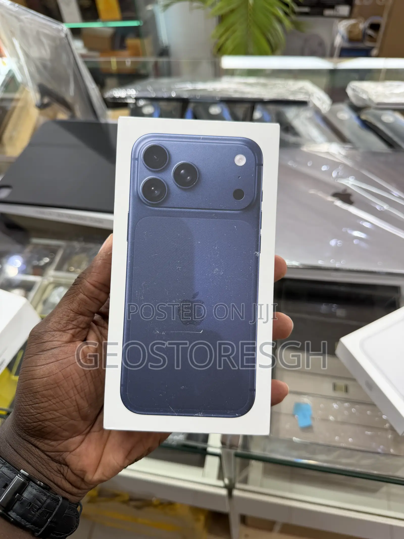 New Apple iPhone 17 Pro Max 512 GB Blue