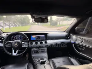 Mercedes-Benz E200 2019 Silver