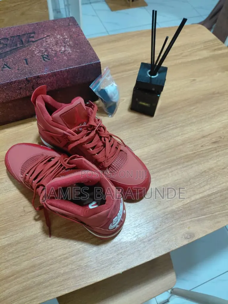 Jordan 4 Nigel Sylvester, Brick by Brick