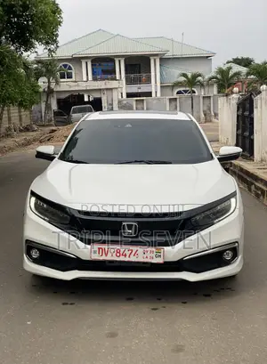 Honda Civic Touring Sedan 2019 White