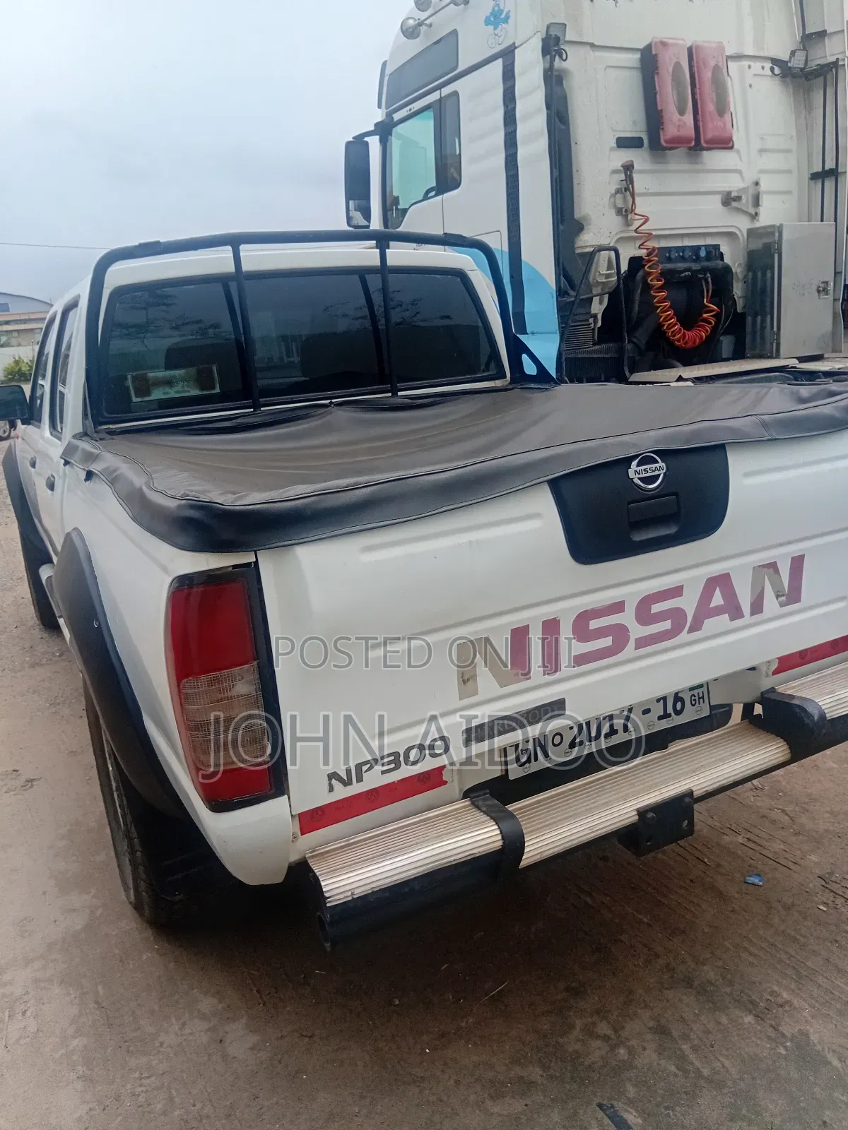 Nissan Hardbody 2016 White