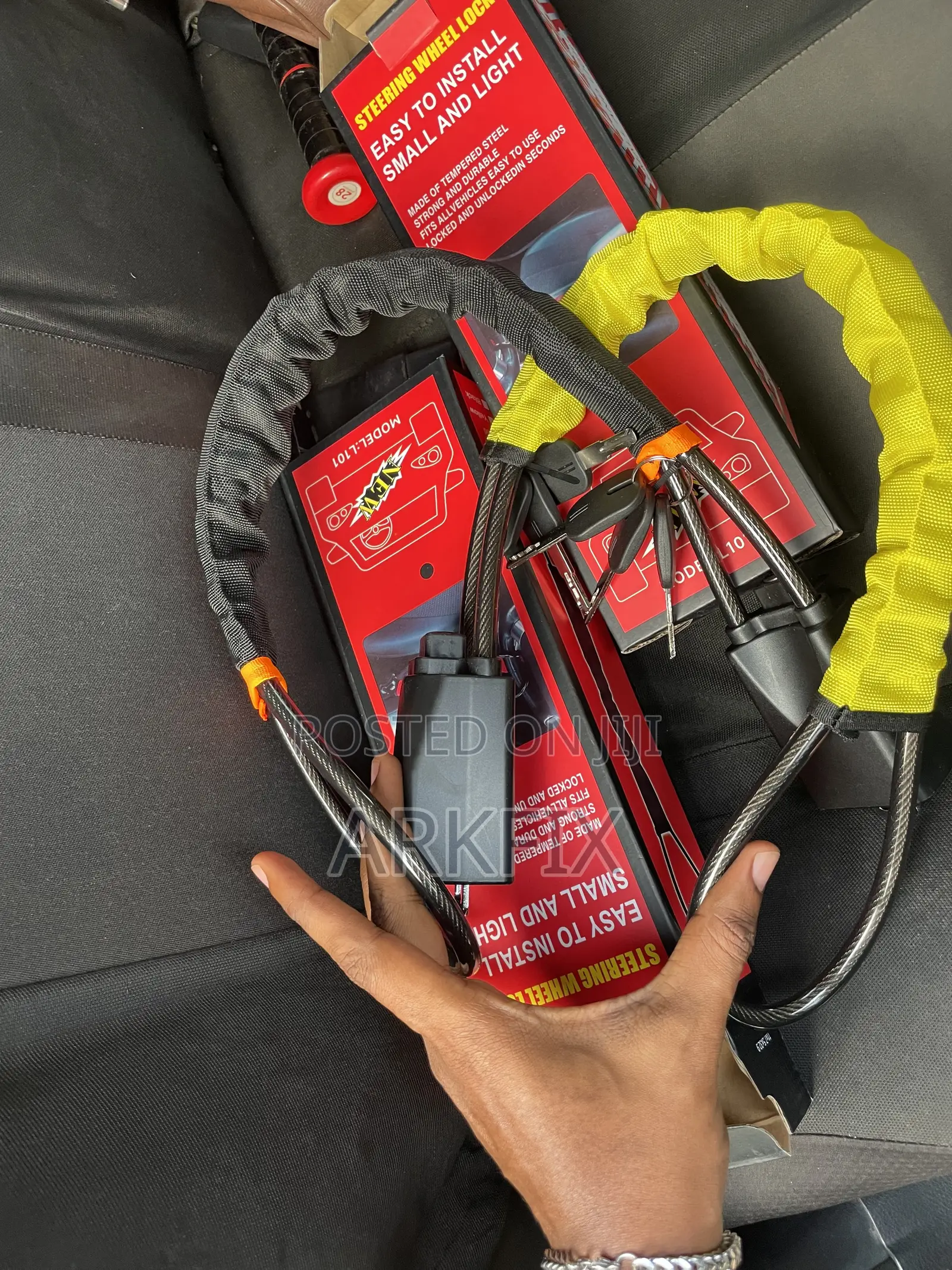 Universal Steering Wheel Lock