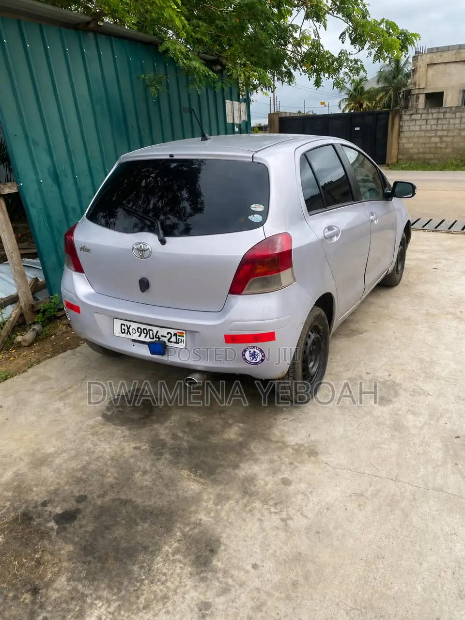 Toyota Vitz 1.3 AWD 5dr 2010 Silver