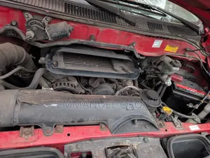 Toyota HiAce 2011 Red
