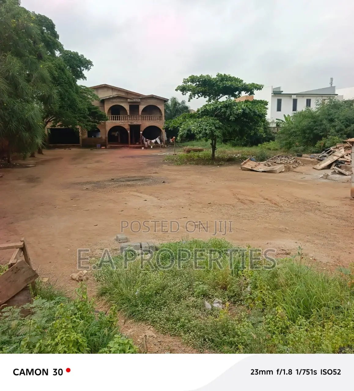 3plots Road Side Land for Sale