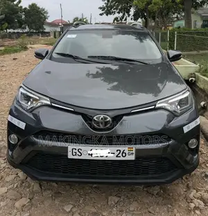 Toyota RAV4 Limited 4dr SUV AWD (2.5L 4cyl 6A) 2018 Silver
