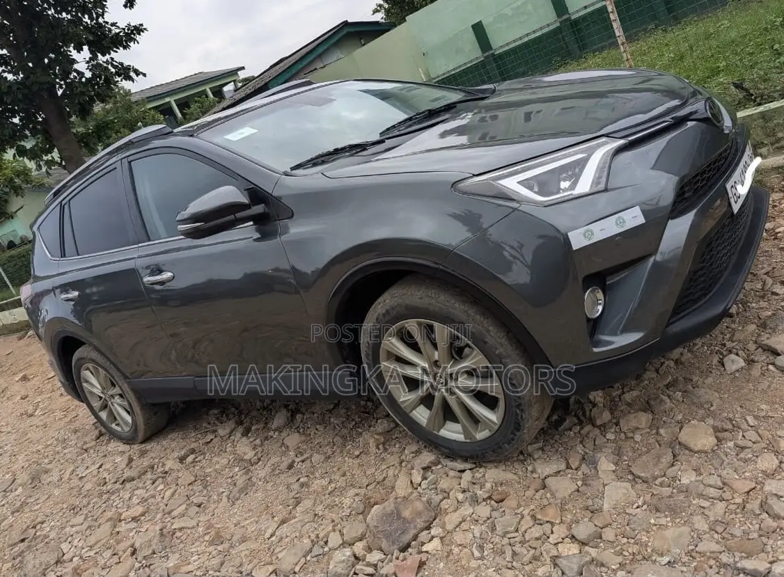 Toyota RAV4 Limited 4dr SUV AWD (2.5L 4cyl 6A) 2018 Silver