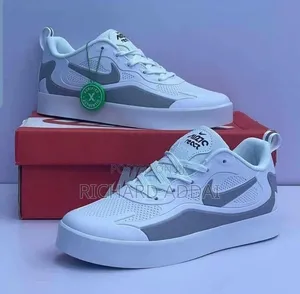 Men's Sneakers(nike)