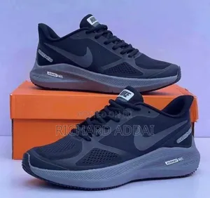 Men's Sneakers(nike)