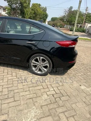 Hyundai Elantra 2017 Black