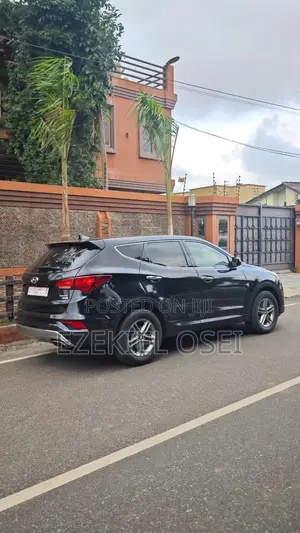 Hyundai Santa Fe SE AWD 2017 Gray