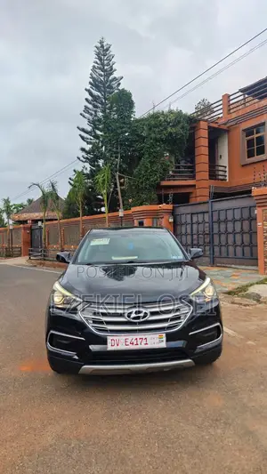 Hyundai Santa Fe SE AWD 2017 Gray