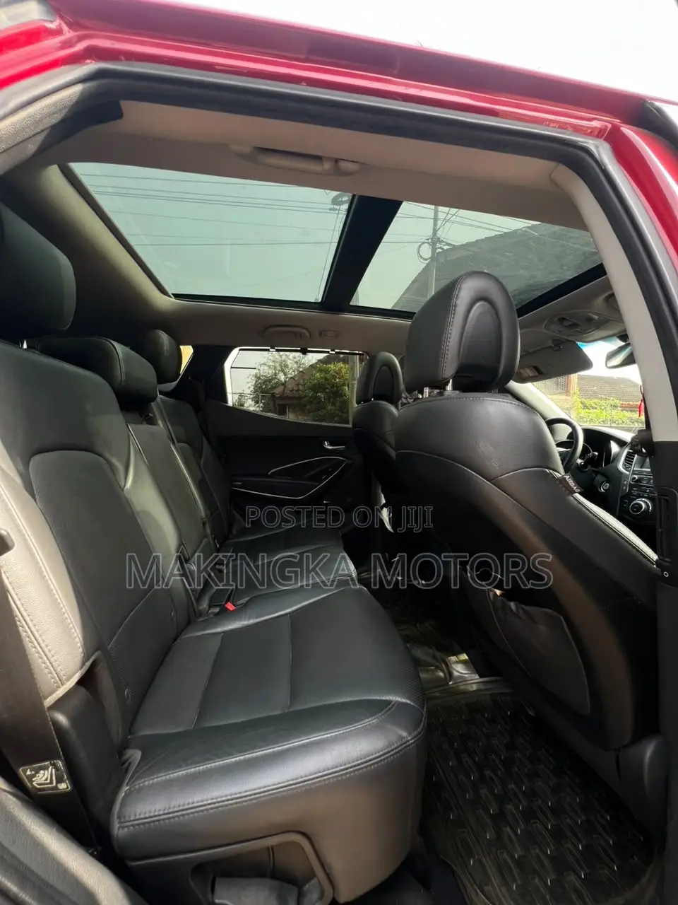 Hyundai Santa Fe Limited 4dr SUV AWD (3.3L 6cyl 6A) 2015 Red