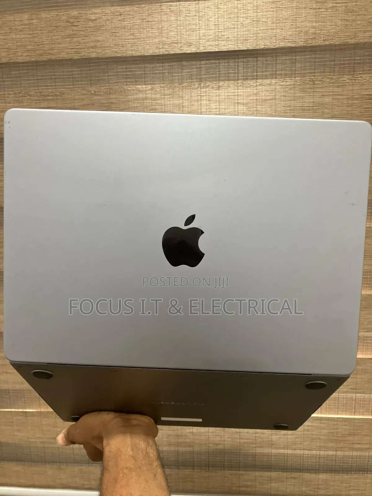 Laptop Apple MacBook Pro 2021 M1 32GB Apple M1 Pro SSD 512GB