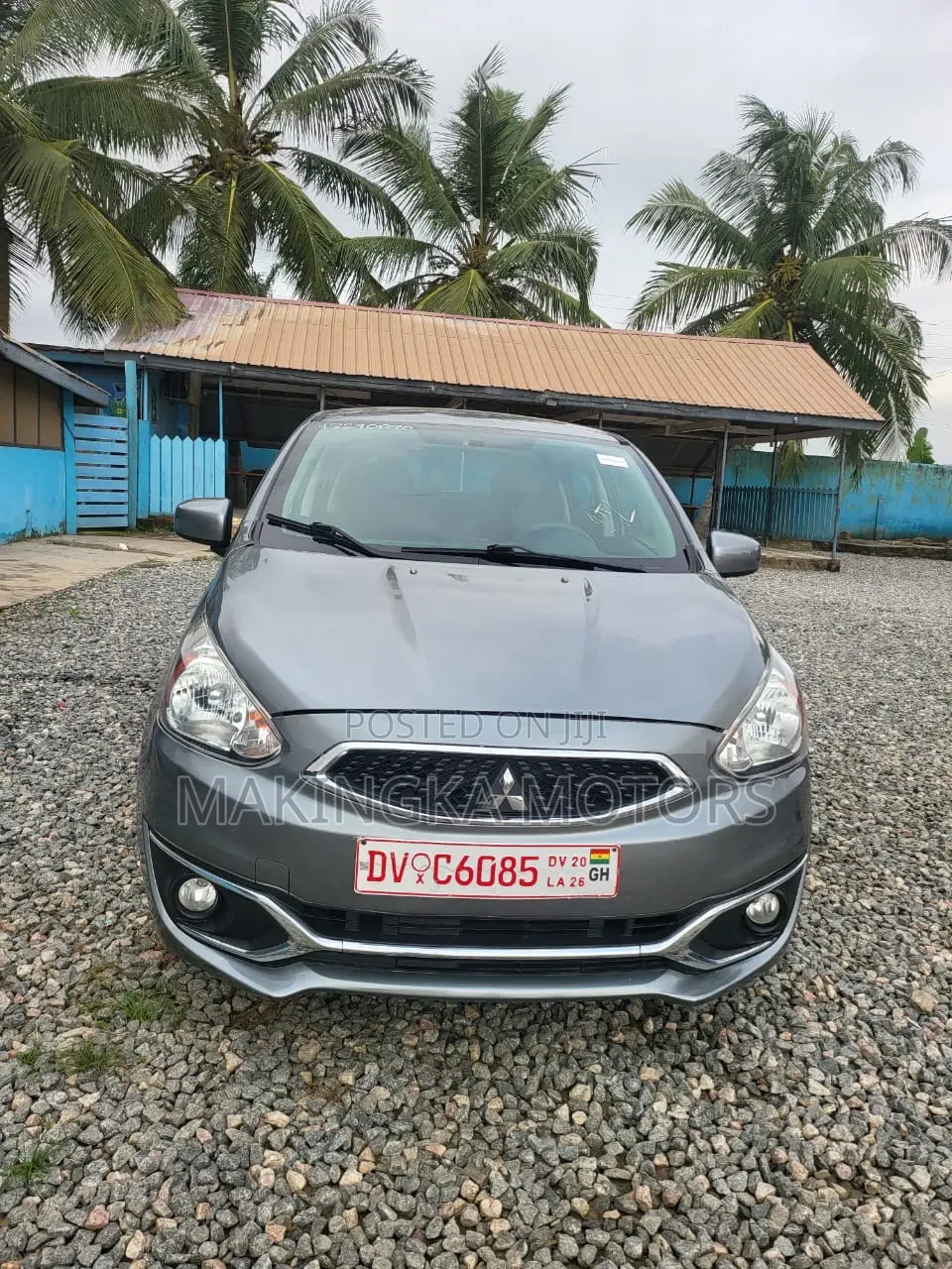 Mitsubishi Mirage LE 2019 Silver
