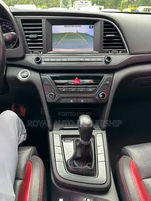 Hyundai Avante 2017 Green