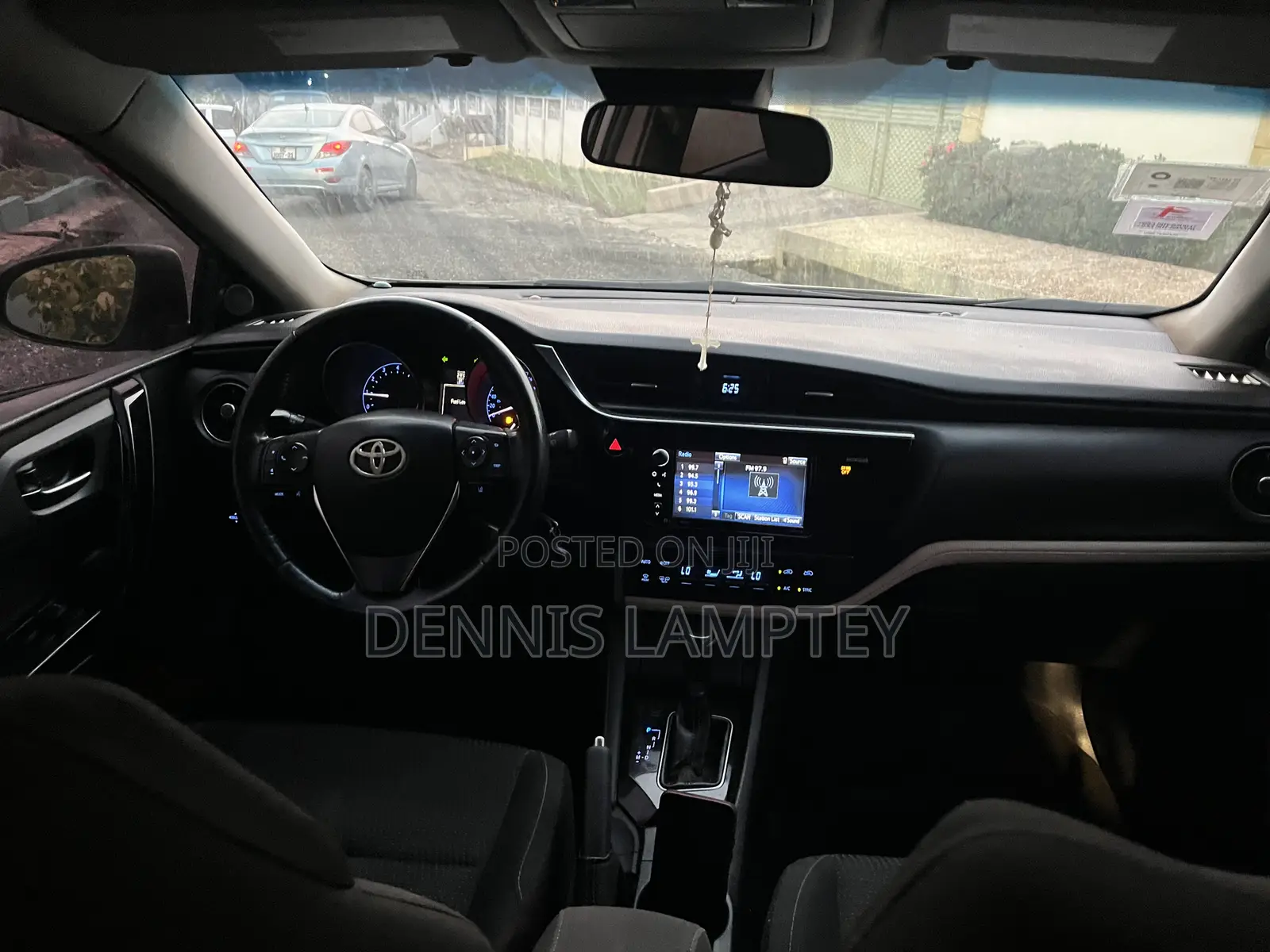 Toyota Corolla 2018 Silver