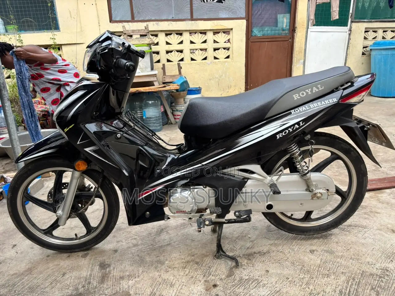 New Royal Motorcycle 2025 Black