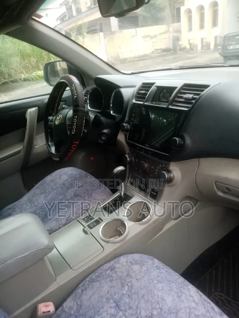 Toyota Highlander 2012 White