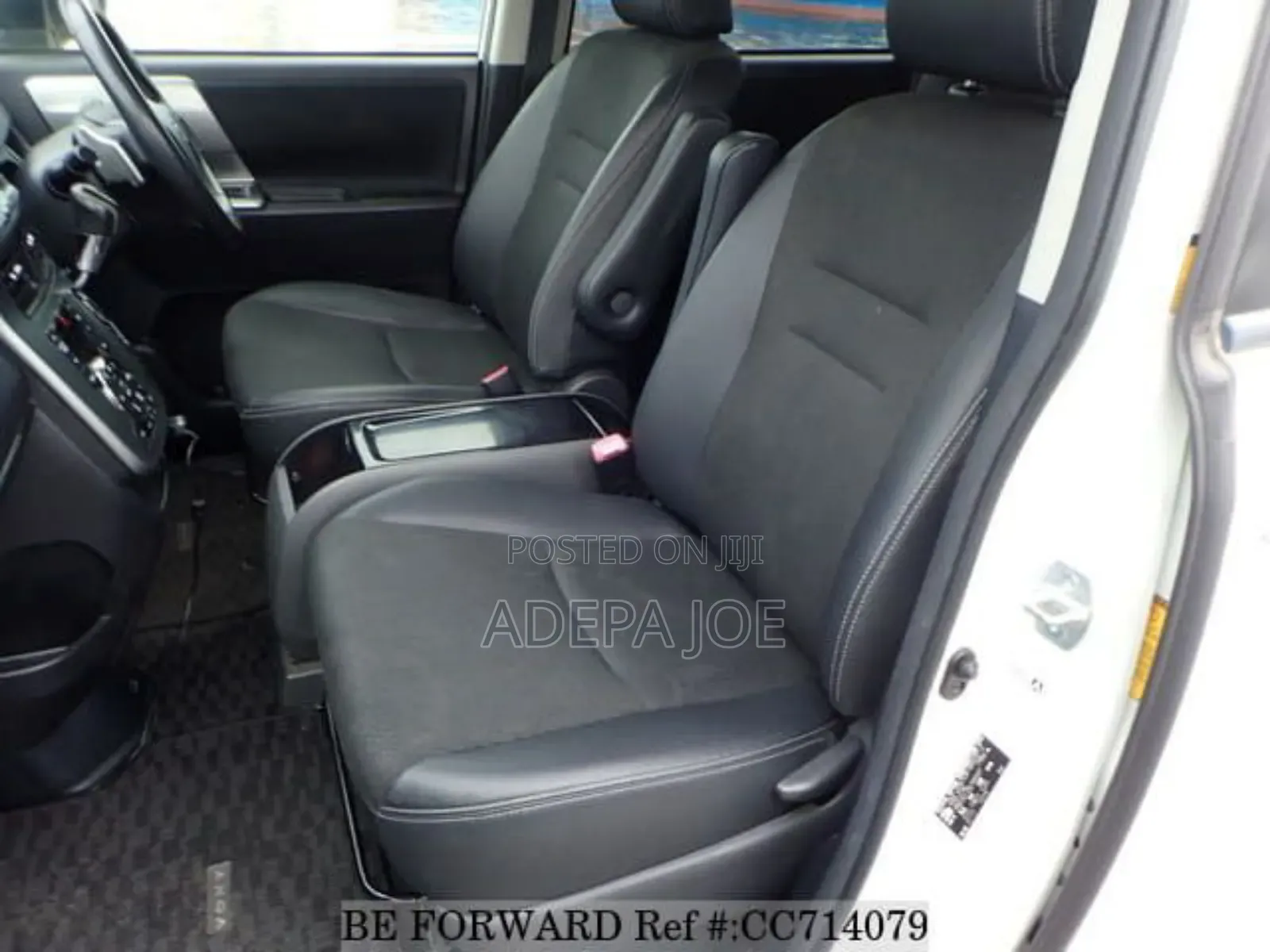 Toyota Voxy 2012 White