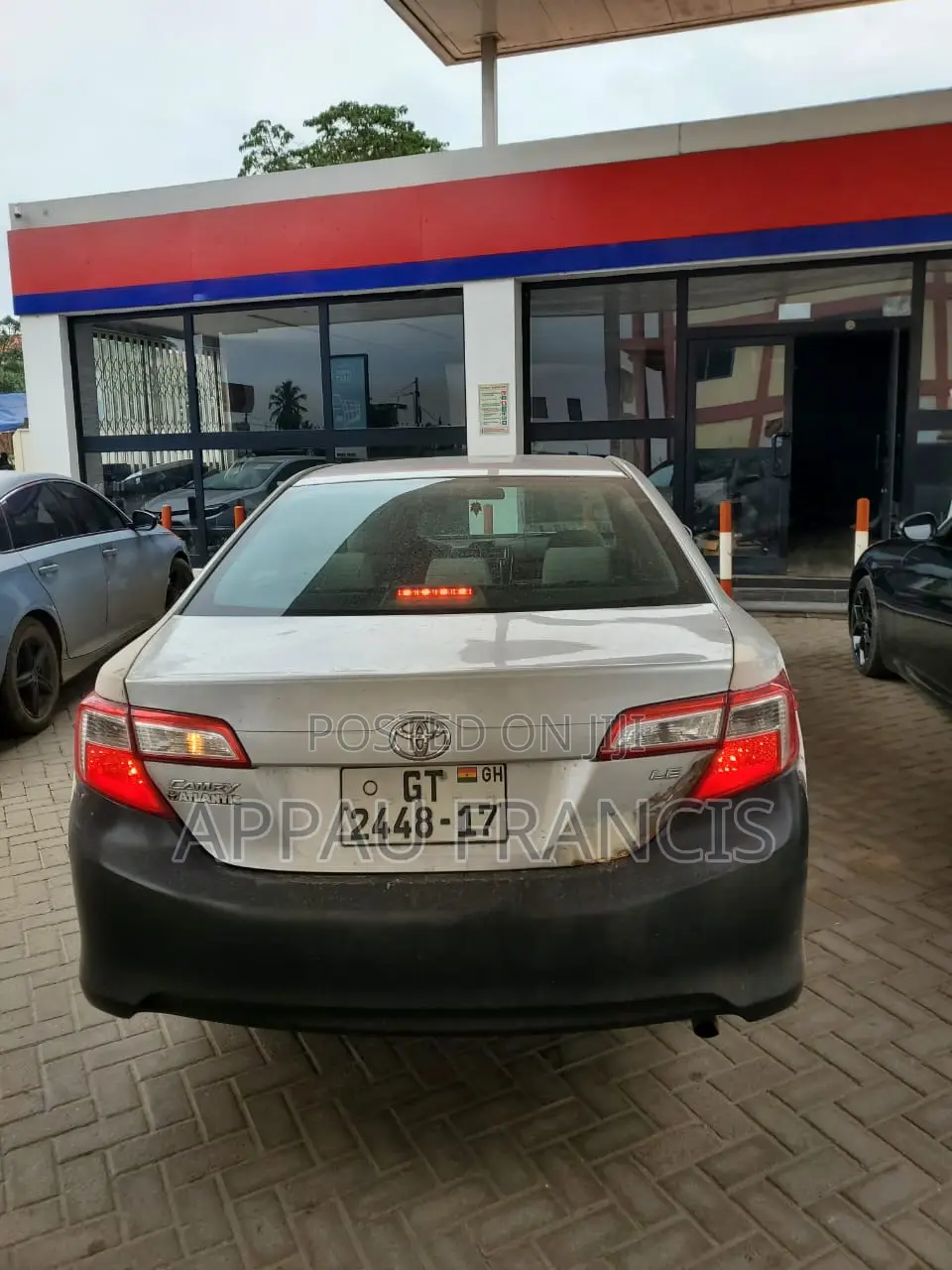 Toyota Camry LE 4dr Sedan (2.5L 4cyl 6A) 2012 Silver